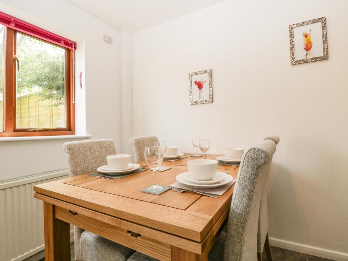 16 Mythern Meadow Bradford-On-Avon Exterior foto